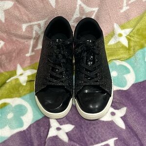 Black sparkly shoes